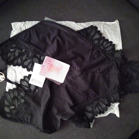 Lingire - Picture 3 of 10